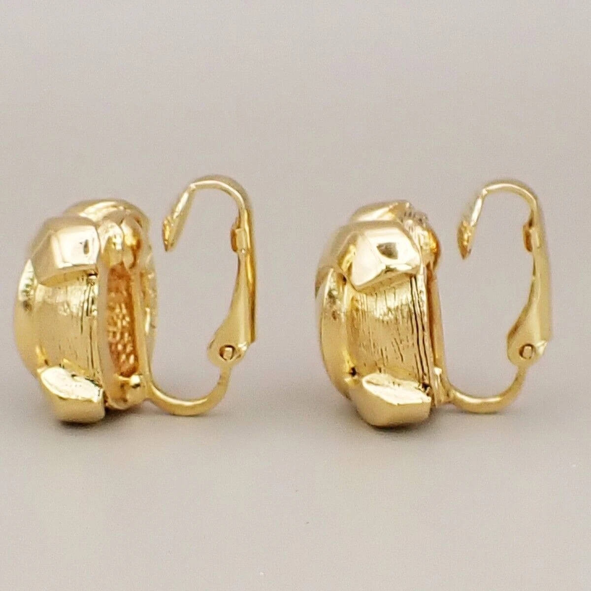 The Brand Collector CHANEL Logo CC Earrings 8 The Brand Collector CHANEL Logo CC Earrings - Image 6