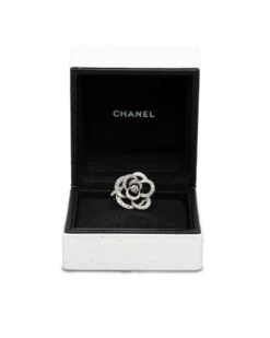 Style Tribute Chanel Women's Silver Camellia Collection Ring In 18K Condition In Silver -Best Jewelry Store 120248625000A0025231580 5 P