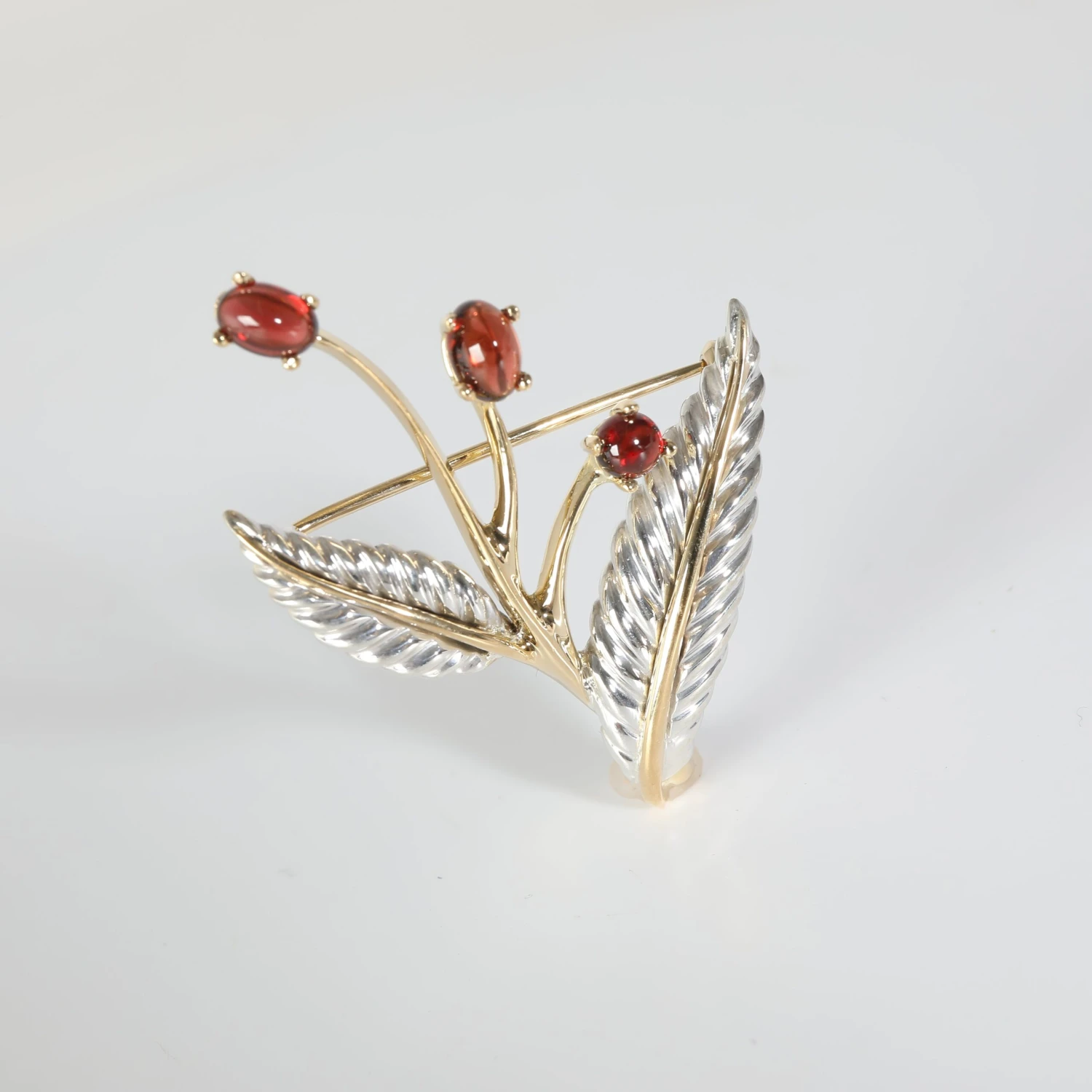 My Gemma TIFFANY & CO. Vintage Brooch In 18k Yellow Gold/Sterling Silver 6 My Gemma TIFFANY & CO. Vintage Brooch In 18k Yellow Gold/Sterling Silver - Image 4