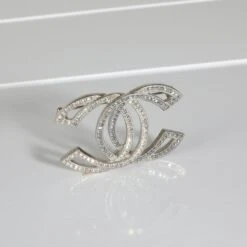 My Gemma CHANEL 2016 CC Palladium Plated Brooch With Strass 9 My Gemma CHANEL 2016 CC Palladium Plated Brooch With Strass -Best Jewelry Store 138457 id