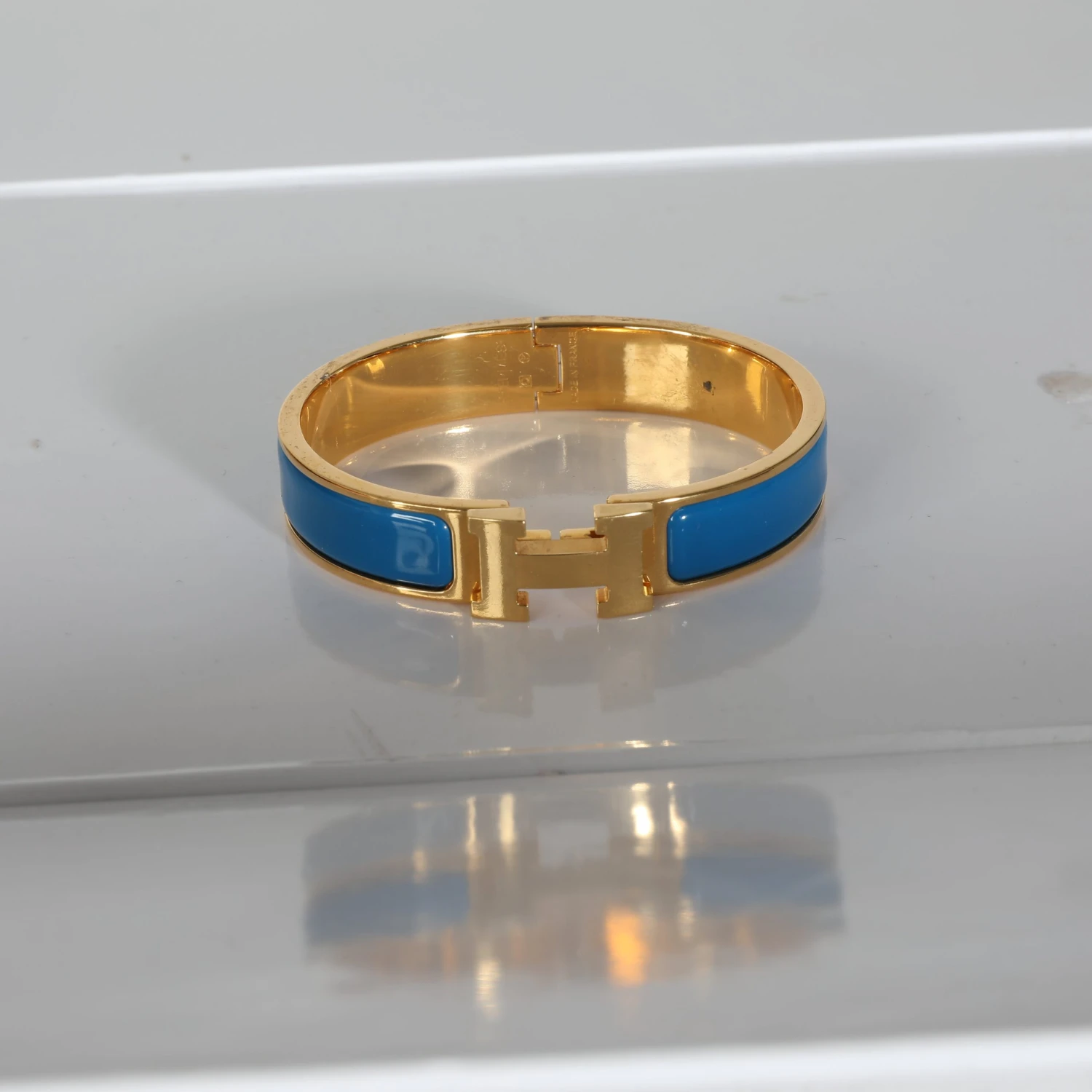 My Gemma HERMES Clic H Blue Bracelet In Gold Plated 8 My Gemma HERMES Clic H Blue Bracelet In Gold Plated - Image 6