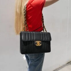 AMORE Vintage CHANEL 1991-1994 Black Caviar Vertical Classic Flap Jumbo 14367 36 AMORE Vintage CHANEL 1991-1994 Black Caviar Vertical Classic Flap Jumbo 14367 -Best Jewelry Store 14367 30c34c23 37aa 4cac 8f40 0e52e0fe7156