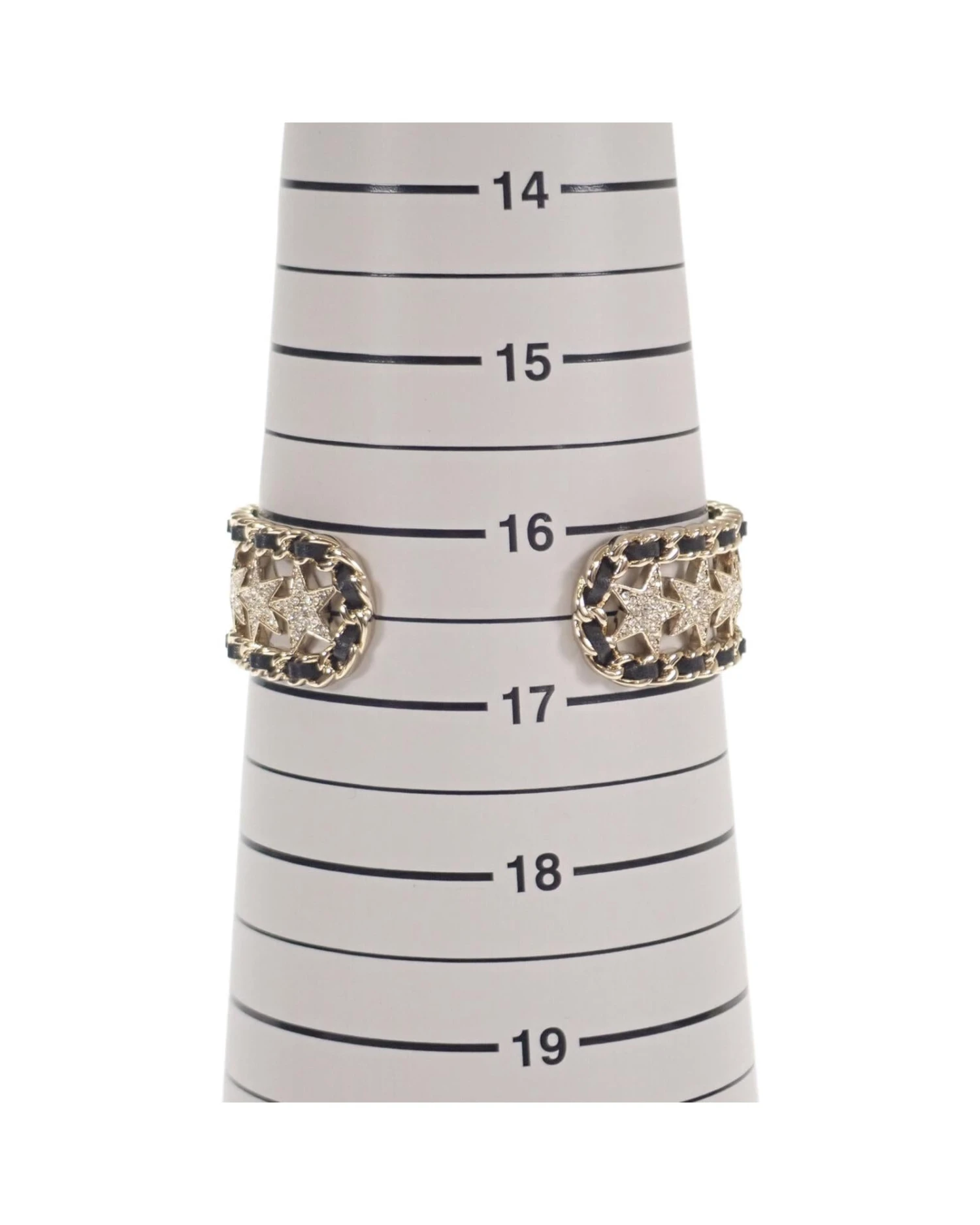 Style Tribute CHANEL Women's Rhinestone Star Gold Bangle Jewelry In Gold 8 Style Tribute CHANEL Women's Rhinestone Star Gold Bangle Jewelry In Gold - Image 6