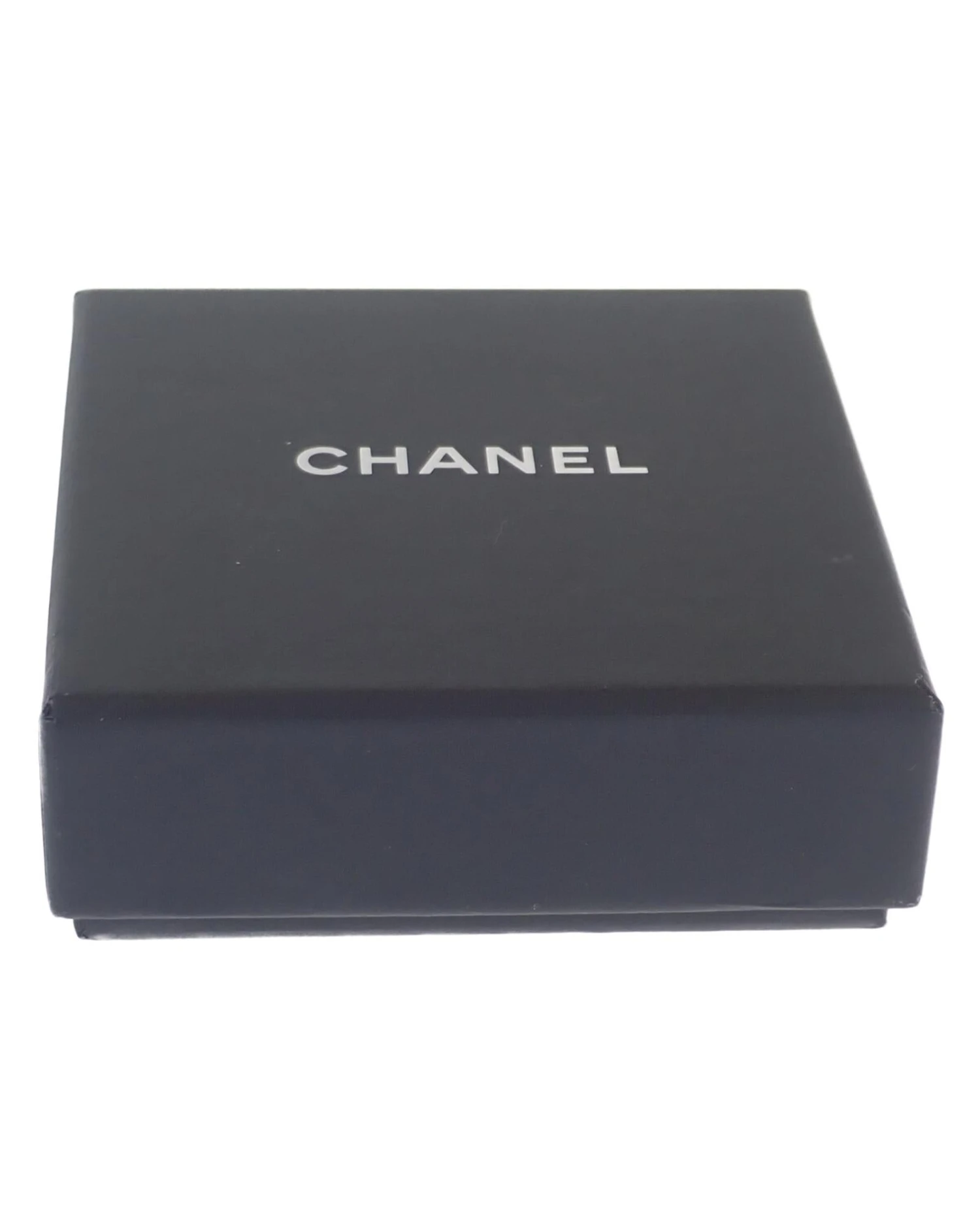 Style Tribute CHANEL Women's Rhinestone Star Gold Bangle Jewelry In Gold 9 Style Tribute CHANEL Women's Rhinestone Star Gold Bangle Jewelry In Gold - Image 7