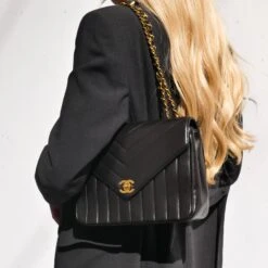 AMORE Vintage CHANEL 1991-1994 Black Lambskin Chevron Letter Flap Small 52099 -Best Jewelry Store 160013105 30e62365 a933 4049 bb80 c1ef8cb7ce28