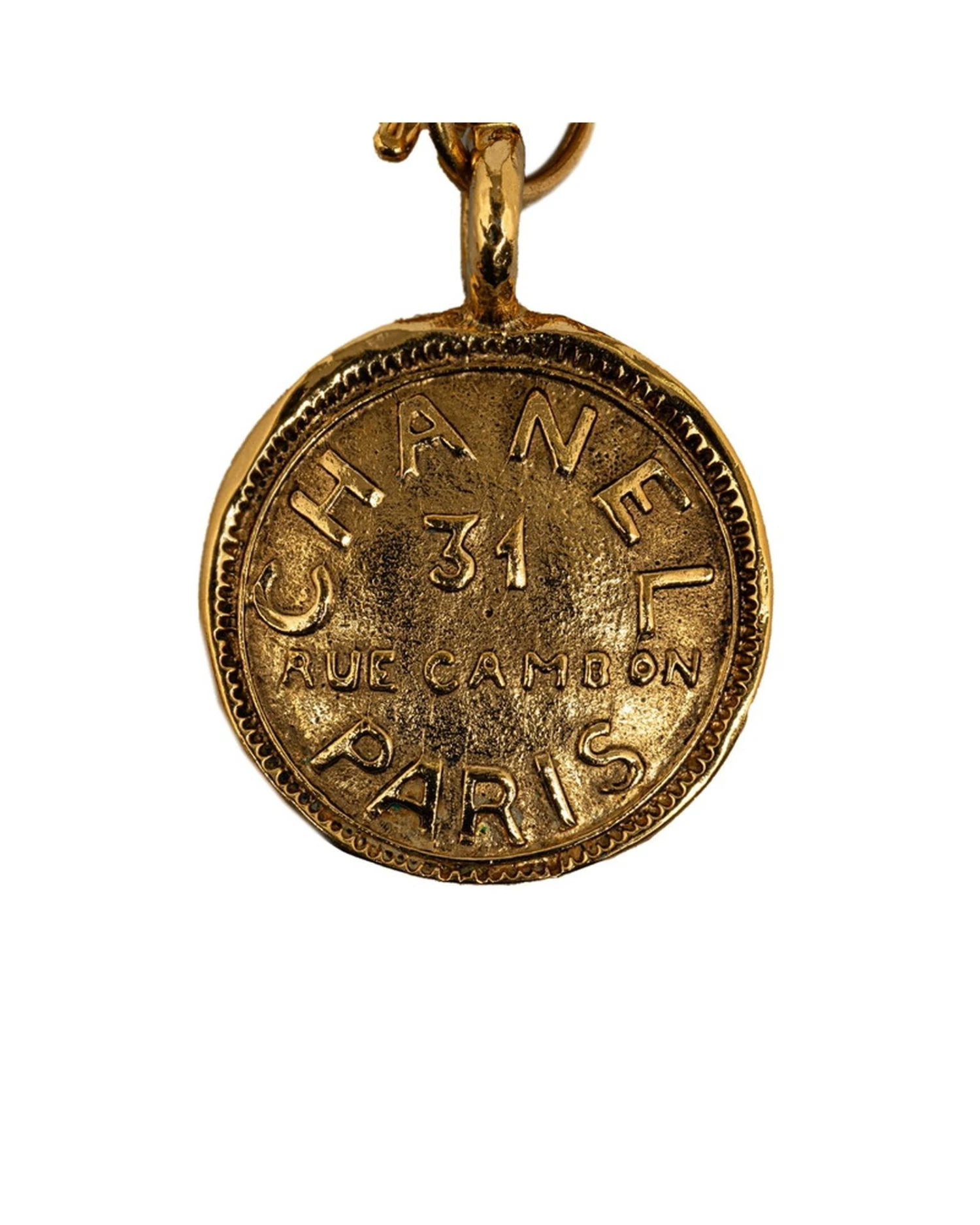 Style Tribute CHANEL Women's Gold Chain Bracelet From 31 Rue Cambon Collection - Excellent Condition In Gold 4 Style Tribute CHANEL Women's Gold Chain Bracelet From 31 Rue Cambon Collection - Excellent Condition In Gold - Image 2