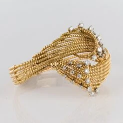Sarl Baume French 1950s Diamonds Platinum 18 Karat Yellow Gold Thread Bracelet 27 Sarl Baume French 1950s Diamonds Platinum 18 Karat Yellow Gold Thread Bracelet -Best Jewelry Store 19 623 8 master
