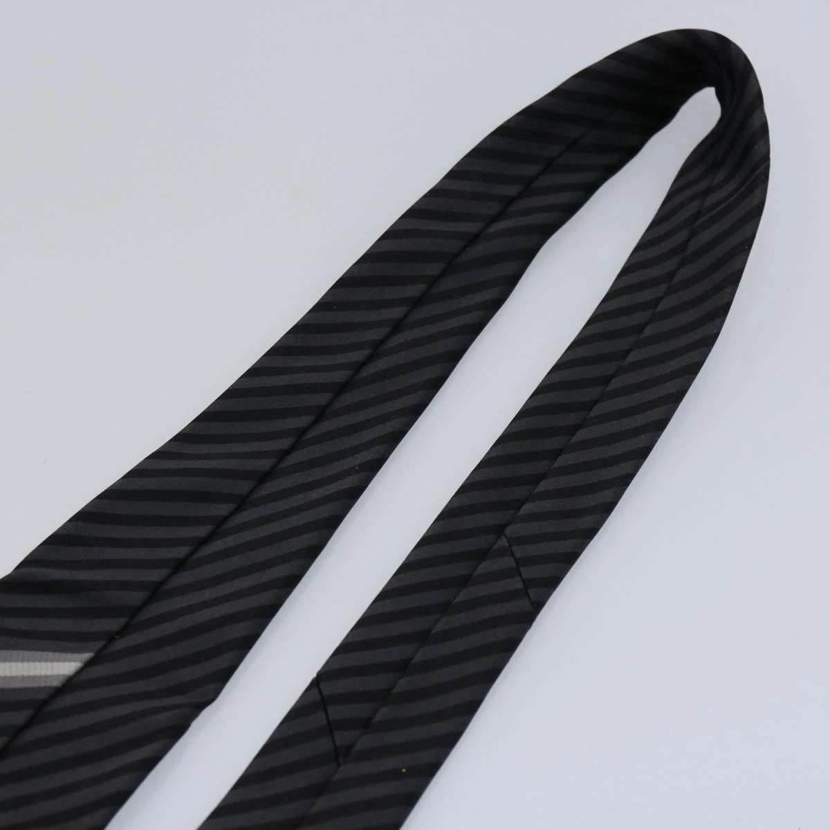 The Brand Collector LOUIS VUITTON Tie 12 The Brand Collector LOUIS VUITTON Tie - Image 10