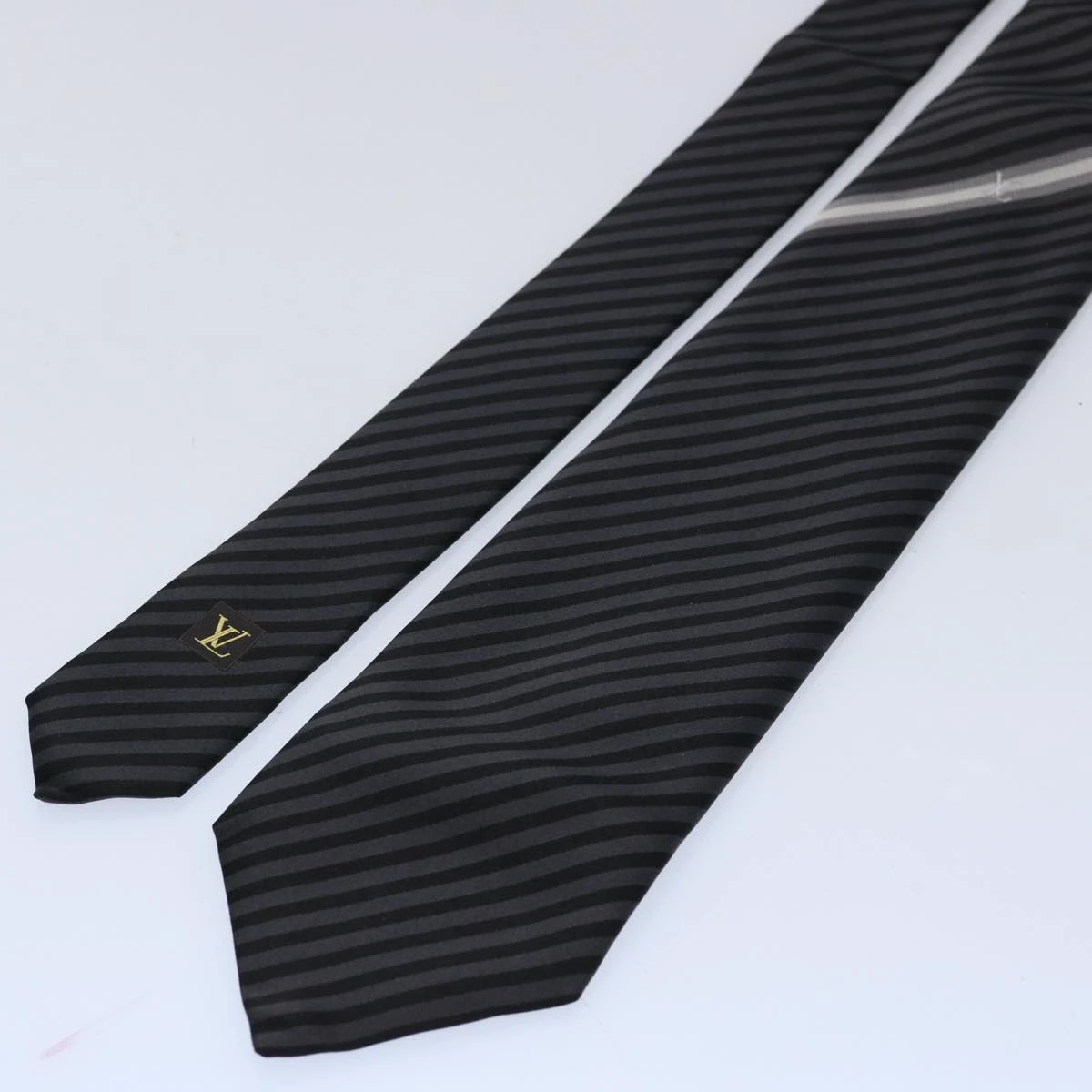 The Brand Collector LOUIS VUITTON Tie 11 The Brand Collector LOUIS VUITTON Tie - Image 9