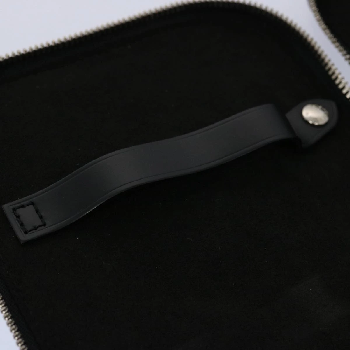 The Brand Collector LOUIS VUITTON Etui 5 Cravates Tie 22 The Brand Collector LOUIS VUITTON Etui 5 Cravates Tie - Image 20