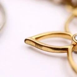 ELADY LOUIS VUITTON Bijou Sac Chenne Flower Finesse Keychain M68998 Metal Rhinestone Gold Silver Monogram Bag Charm Vuitton -Best Jewelry Store 2000 fc83b171 136e 4cf8 8d55 523b1bf6b74e