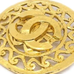 AMORE Vintage CHANEL 1995 FRETWORK PAISLEY Brooch Gold 60392 15 AMORE Vintage CHANEL 1995 FRETWORK PAISLEY Brooch Gold 60392 -Best Jewelry Store 20210422 60392 s 02 ce6c79d6 624f 43af b04a 347b2d67e8c0
