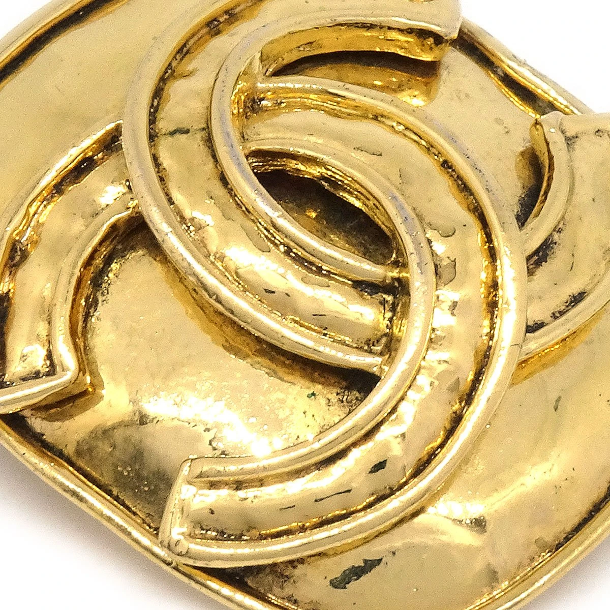 AMORE Vintage CHANEL 1994 Brooch Gold 91502 4 AMORE Vintage CHANEL 1994 Brooch Gold 91502 - Image 2