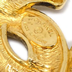 AMORE Vintage CHANEL Quilted Brooch Gold 1153 03194 -Best Jewelry Store 20220205 03194 s 04 b2e788ad 45fa 46a1 b165 b5dd7139b9a8