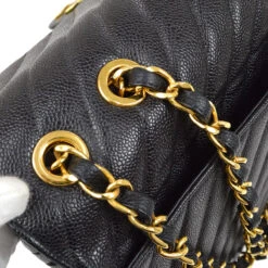 AMORE Vintage CHANEL 1991-1994 Black Caviar Chevron Classic Flap Bag Maxi AK37964d 28 AMORE Vintage CHANEL 1991-1994 Black Caviar Chevron Classic Flap Bag Maxi AK37964d -Best Jewelry Store 20220228 ak37964d 06