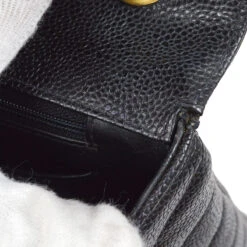 AMORE Vintage CHANEL 1991-1994 Black Caviar Chevron Classic Flap Bag Maxi AK37964d 30 AMORE Vintage CHANEL 1991-1994 Black Caviar Chevron Classic Flap Bag Maxi AK37964d -Best Jewelry Store 20220228 ak37964d 08