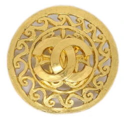 AMORE Vintage CHANEL Medallion Brooch Pin Gold 95A 13131