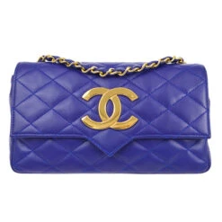AMORE Vintage CHANEL 1989-1991 Blue Lambskin Pointed Flap Bag 05982 33 AMORE Vintage CHANEL 1989-1991 Blue Lambskin Pointed Flap Bag 05982 -Best Jewelry Store 20220401 05982 s 01 025a7c3c aa7c 4114 828d 2ddeab52a8d2