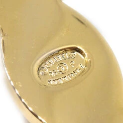 AMORE Vintage CHANEL 1996 CC Turnlock Brooch Medium 85065 -Best Jewelry Store 20220630 85065 04 868f978f e3a5 48a2 b3bd e74f0d0a04f6