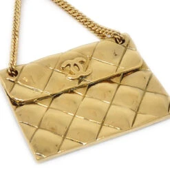 AMORE Vintage CHANEL Bag Brooch Pin Gold 93P 65492 -Best Jewelry Store 20220922 65492 02 8b85a2ce d3ad 4bee 8bcc 9574dfbbb3b4