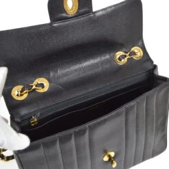 AMORE Vintage CHANEL 1991-1994 Big CC Vertical Classic Flap Jumbo Black Caviar 96283 27 AMORE Vintage CHANEL 1991-1994 Big CC Vertical Classic Flap Jumbo Black Caviar 96283 -Best Jewelry Store 20220926 96283 06