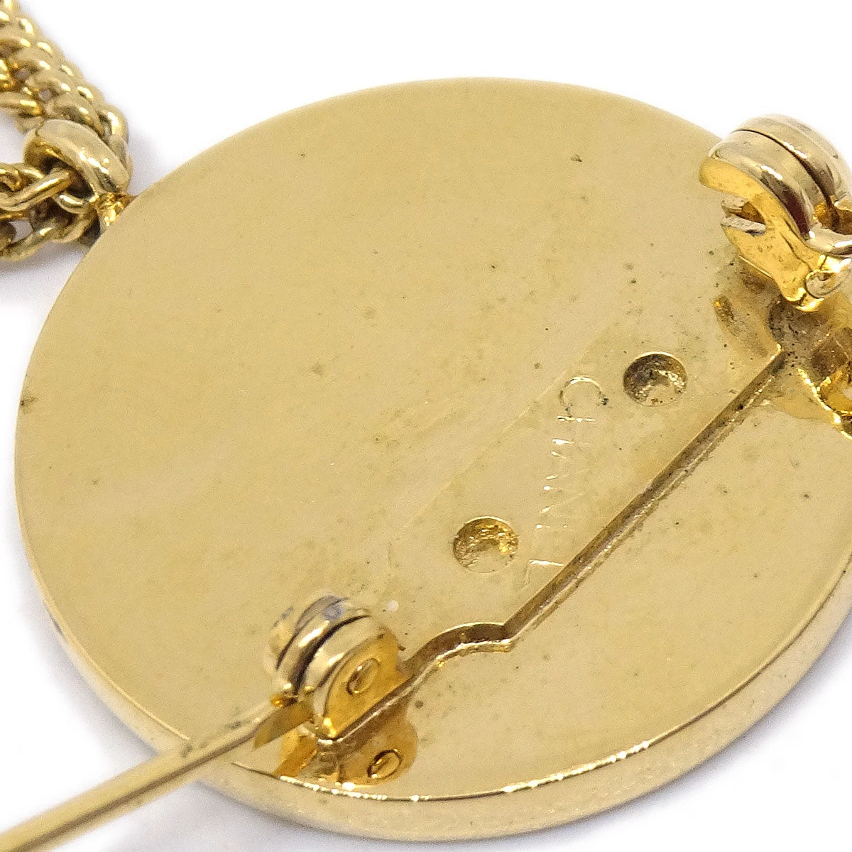 AMORE Vintage CHANEL Quilted Bag Brooch Pin Gold 15815 6 AMORE Vintage CHANEL Quilted Bag Brooch Pin Gold 15815 - Image 4