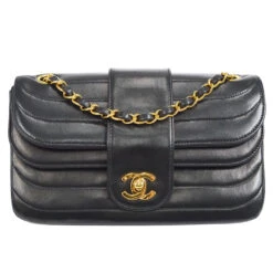 AMORE Vintage CHANEL 1991-1994 Horizontal Flap Small Black Lambskin 17861
