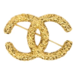 AMORE Vintage CHANEL CC Brooch Pin Gold 93A 27140 14 AMORE Vintage CHANEL CC Brooch Pin Gold 93A 27140 -Best Jewelry Store 20230302 27140 01 9b606c40 d1bb 4e3d bcc7 83d46c945c9f