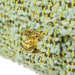 AMORE Vintage CHANEL 1991-1994 Classic Flap Handbag Medium Tweed Green 77029 -Best Jewelry Store 20230509 77029 09 db9eb0ae 9f28 4add bd6b 0d343e97af92