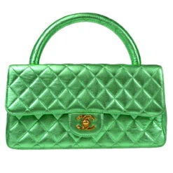 AMORE Vintage CHANEL 1994 Classic Flap Handbag Medium Metallic Green Lambskin 66857