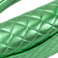 AMORE Vintage CHANEL 1994 Classic Flap Handbag Medium Metallic Green Lambskin 66857 -Best Jewelry Store 20230522 66857 06 5fd8e941 e198 40a3 9f6e 1f0be362e486