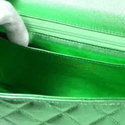 AMORE Vintage CHANEL 1994 Classic Flap Handbag Medium Metallic Green Lambskin 66857 -Best Jewelry Store 20230522 66857 09