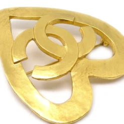 AMORE Vintage CHANEL Heart Brooch Pin Gold 95P 68017 -Best Jewelry Store 20230612 68017 02