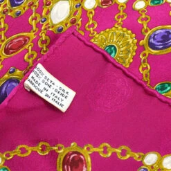 AMORE Vintage CHANEL Scarf Pink Small Good 180529 8 AMORE Vintage CHANEL Scarf Pink Small Good 180529 -Best Jewelry Store 20230921 180529 03