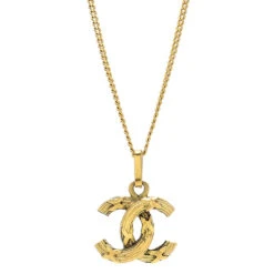 AMORE Vintage CHANEL Gold Chain Pendant Necklace 28790