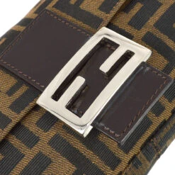 AMORE Vintage FENDI Brown Zucca Baguette Handbag 142056 18 AMORE Vintage FENDI Brown Zucca Baguette Handbag 142056 -Best Jewelry Store 20240205 142056 07