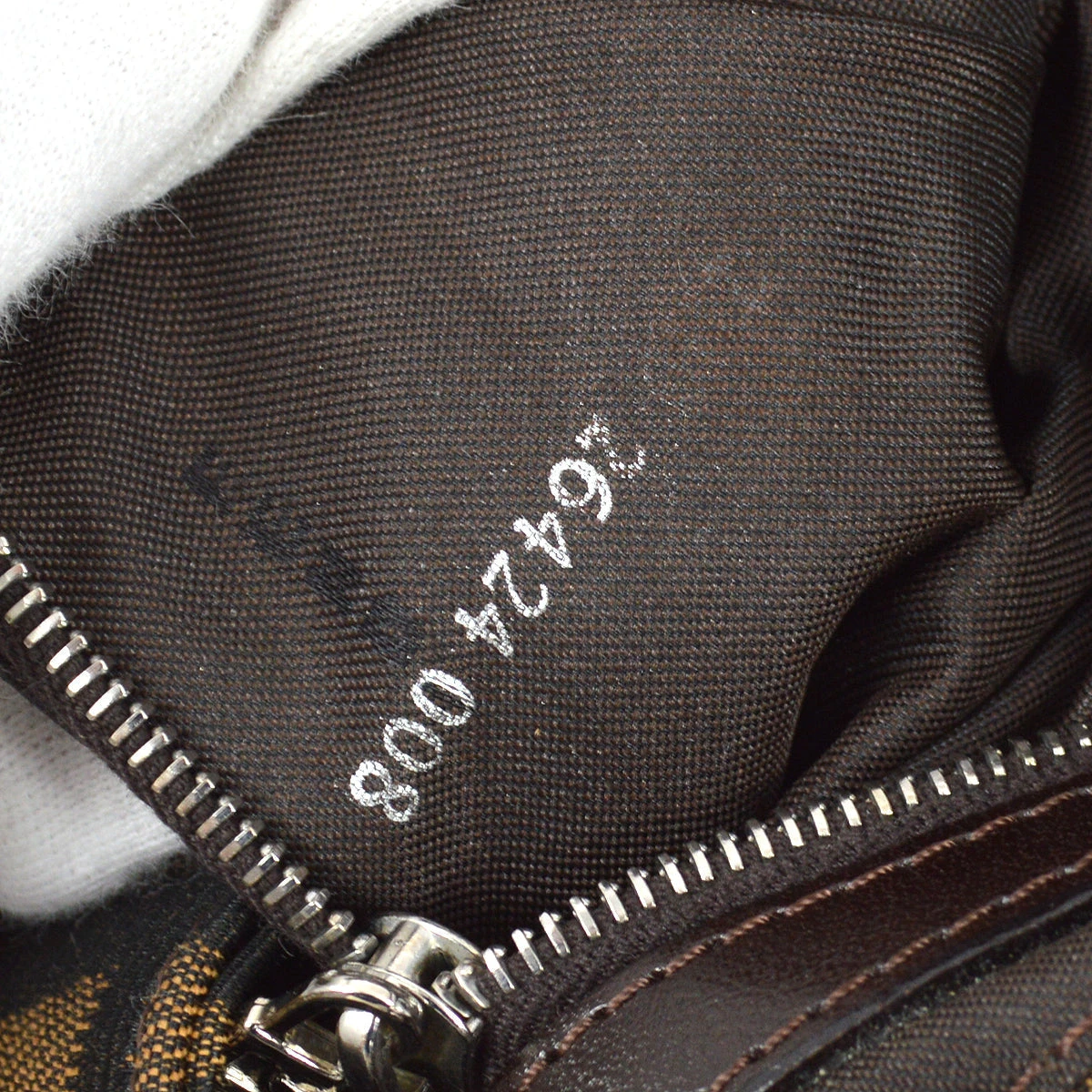 AMORE Vintage FENDI Brown Zucca Baguette Handbag 142056 12 AMORE Vintage FENDI Brown Zucca Baguette Handbag 142056 - Image 10