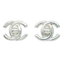 AMORE Vintage CHANEL CC Turnlock Earrings Clip-On Silver Large 97A 112339