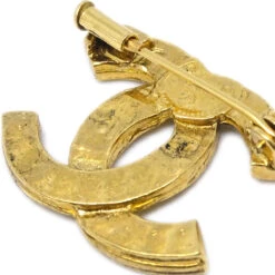 AMORE Vintage CHANEL CC Brooch Pin Rhinestone Gold 123234 -Best Jewelry Store 20240412 123234 03 12b93f31 ead0 40b4 8904 fcae822db52e