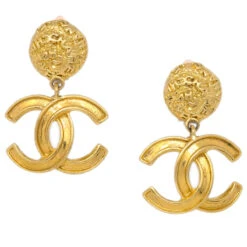 AMORE Vintage CHANEL Gold Dangle Earrings Clip-On 95A 161511