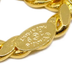 AMORE Vintage CHANEL Gold Chain Belt 29 Small Good 161521 9 AMORE Vintage CHANEL Gold Chain Belt 29 Small Good 161521 -Best Jewelry Store 20240502 161521 04 b5e86073 50f3 4630 9575 35d03a99a168