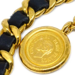 AMORE Vintage CHANEL Gold Black Medallion Chain Belt 95P Small Good KK31199 -Best Jewelry Store 20240521 KK31199 04 a80df672 7b5d 4b32 bad0 690ace79edb7