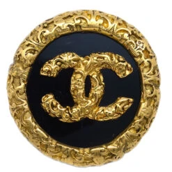 AMORE Vintage CHANEL Gold Brooch Pin 93A KK90849