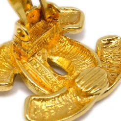 AMORE Vintage CHANEL Gold CC Earrings Clip-On 2433 172173 -Best Jewelry Store 20240528 172173 04 11335278 a12a 4cc0 9819 1652efde9cab