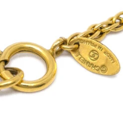 AMORE Vintage CHANEL Gold CC Pendant Necklace 181878 -Best Jewelry Store 20240604 181878 04 a6272633 419c 4b5d 8cbf 4760a85e9ff4