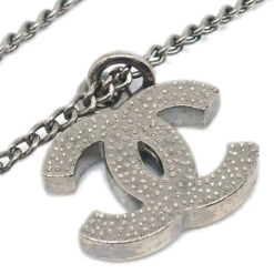 AMORE Vintage CHANEL CC Chain Necklace Pendant Rhinestone Silver B12V 182430 -Best Jewelry Store 20240607 182430 03 64a8dafc fa2d 4ae3 9eab c74464ccc6ce