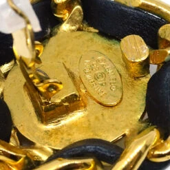 AMORE Vintage CHANEL Button Earrings Clip-On Gold Black 93P 191714 -Best Jewelry Store 20240614 191714 04 04452b7f d5a7 4853 ac4f 905d976ea6d3