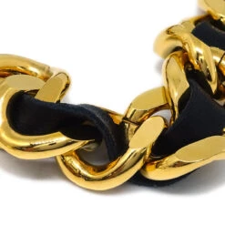 AMORE Vintage CHANEL Medallion Chain Belt Gold 95A Small Good 191728 9 AMORE Vintage CHANEL Medallion Chain Belt Gold 95A Small Good 191728 -Best Jewelry Store 20240618 191728 04 64e580da d44d 4ce3 92de b0f1dc701b2d