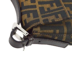 AMORE Vintage FENDI Brown Zucca Baguette Handbag 173099 21 AMORE Vintage FENDI Brown Zucca Baguette Handbag 173099 -Best Jewelry Store 20240702 173099 10 fa23628f 6d1d 412c a77f 47e16e4b97bc