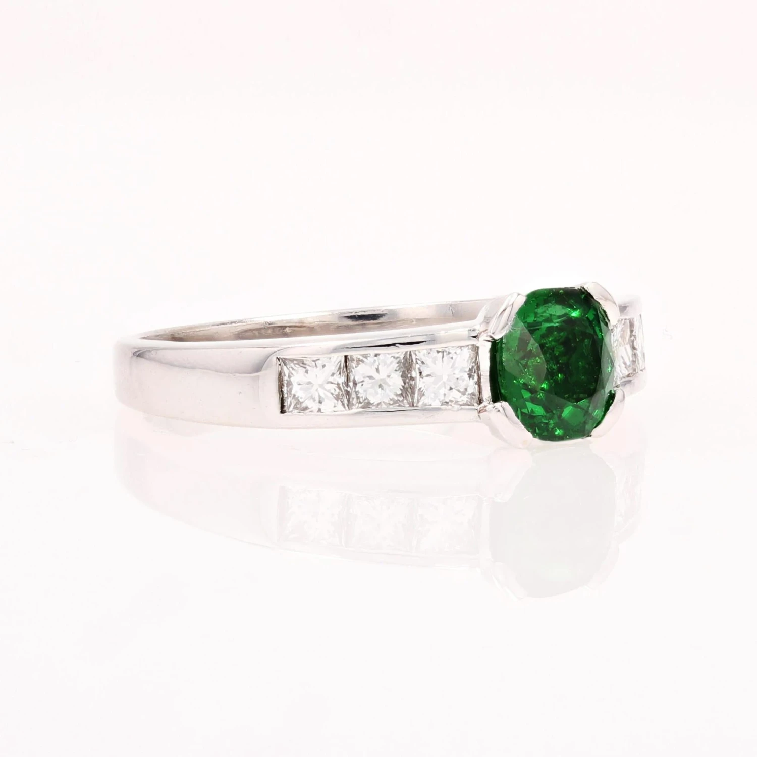 Sarl Baume French Modern 1, 02 Carat Tsavorite Garnet Princess-Cut Diamonds White Gold Ring 14 Sarl Baume French Modern 1, 02 Carat Tsavorite Garnet Princess-Cut Diamonds White Gold Ring - Image 12